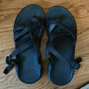 Women’s Size 7 Chacos